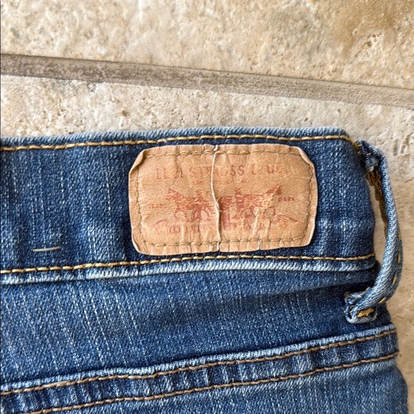 Levi's Blue Perfectly Slimming Bootcut Jeans 4 / E27 - Picture 5 of 5